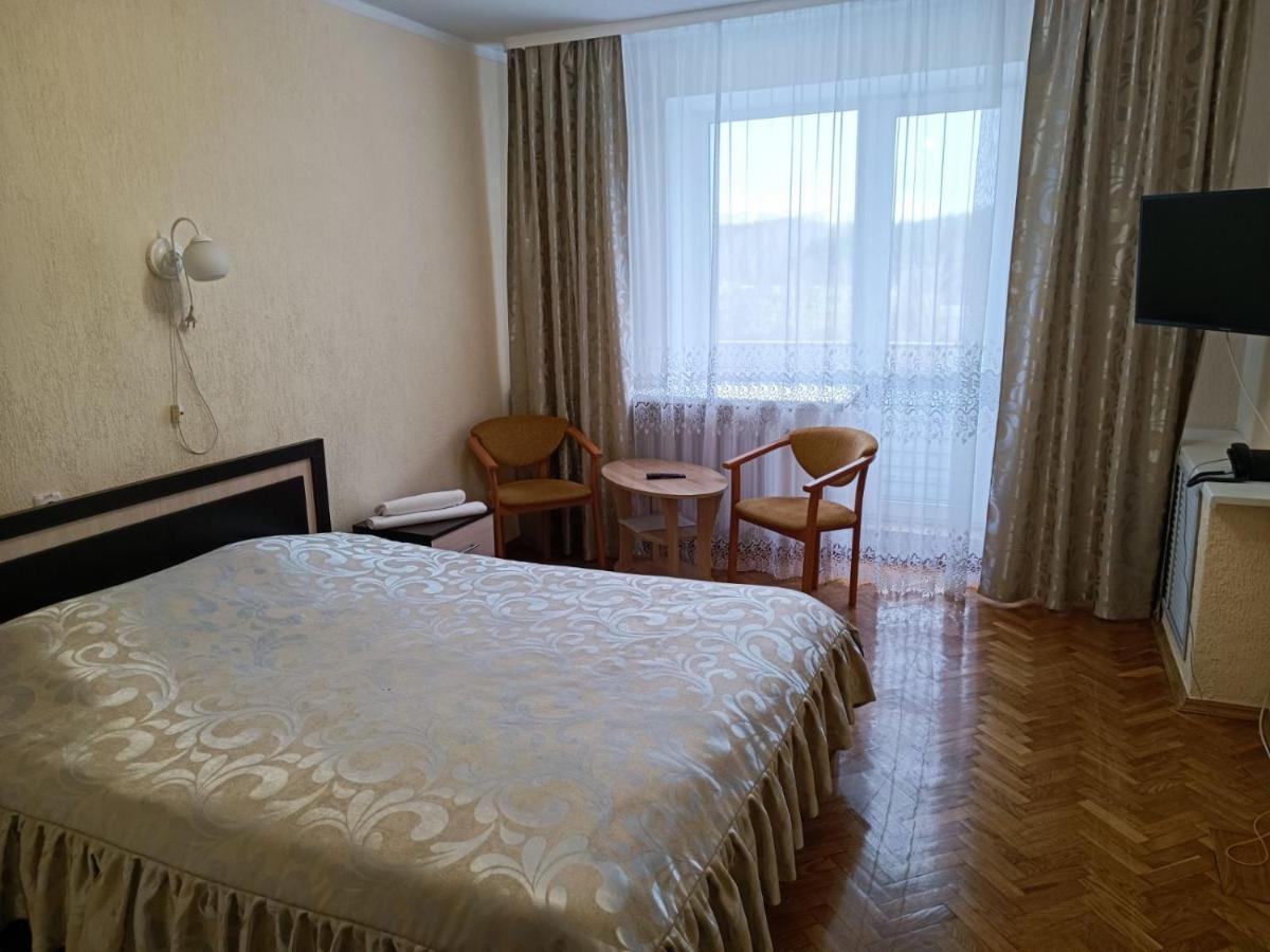 Agat Hotel Minsk Extérieur photo