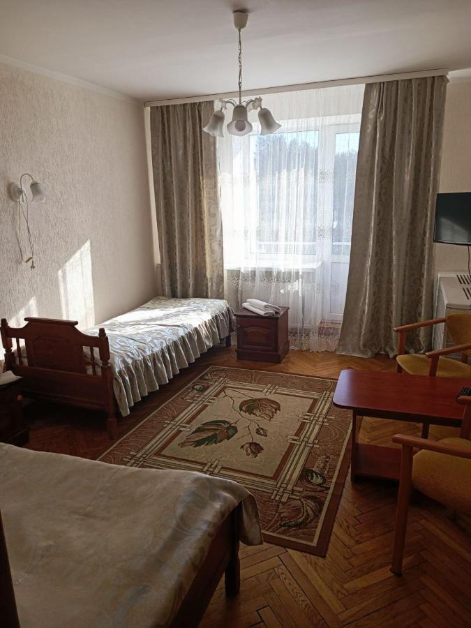 Agat Hotel Minsk Extérieur photo