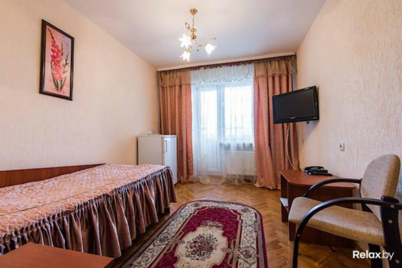Agat Hotel Minsk Extérieur photo