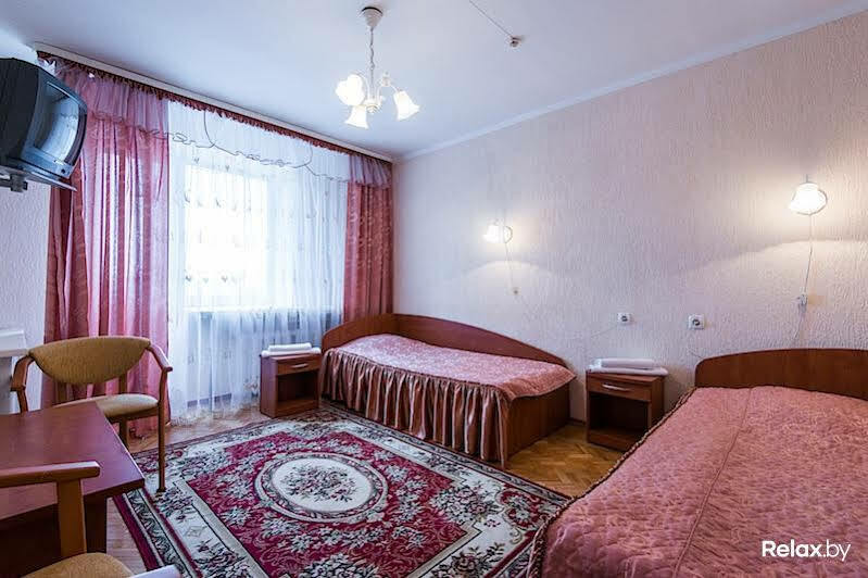 Agat Hotel Minsk Extérieur photo